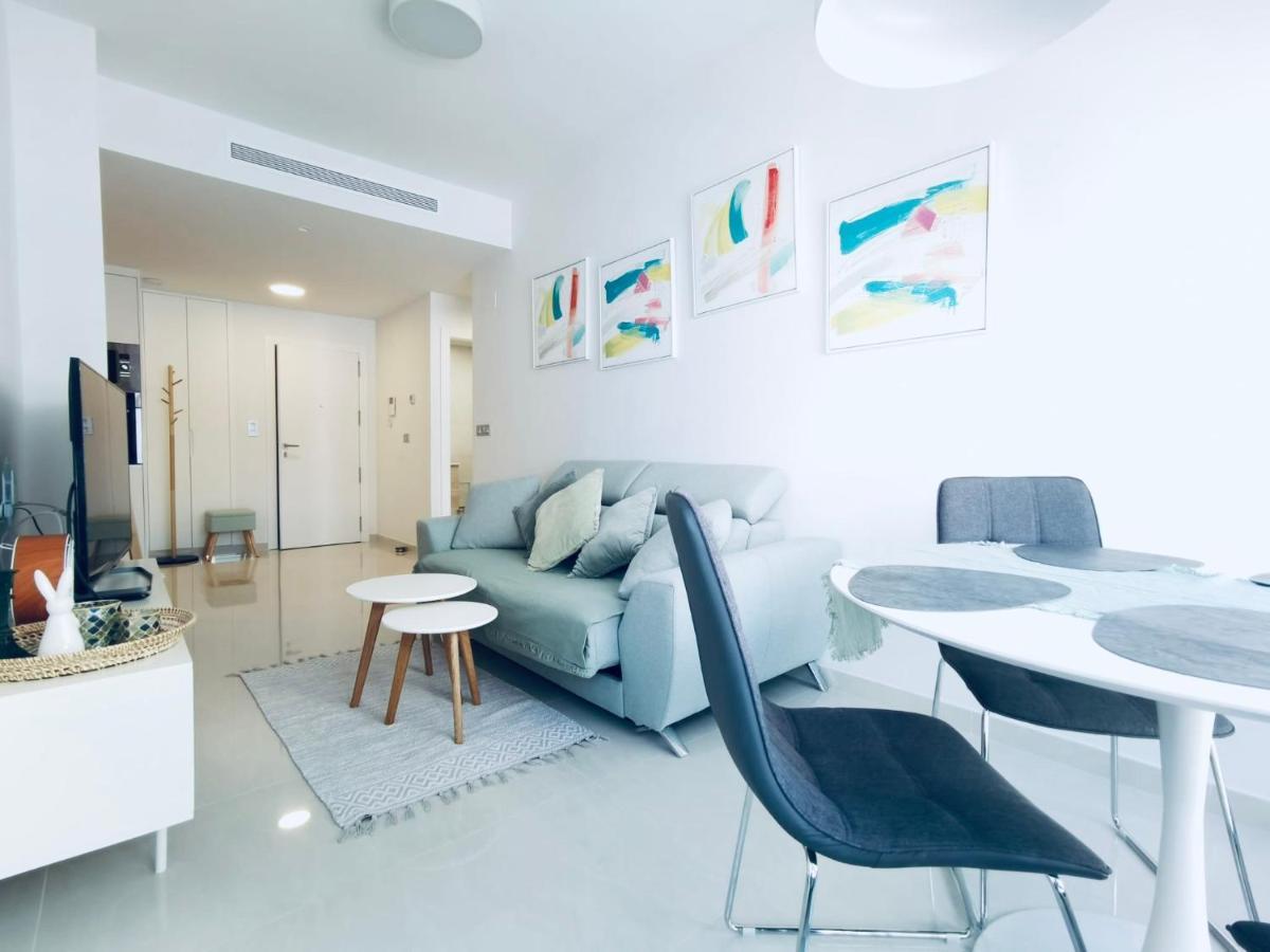 Luxury Apartment Torrevieja Luaran gambar
